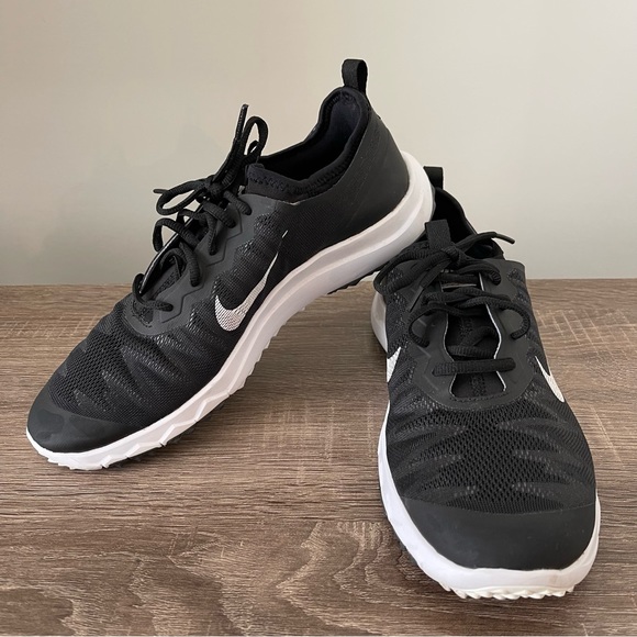 Womens NIKE FI BERMUDA Black/White Golf Trainers Shoe Size 9 - Picture 6 of 14